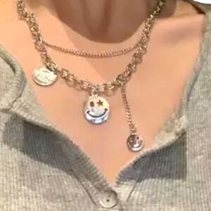 Silver Chain Charming Happy Face Layered Necklace NEW